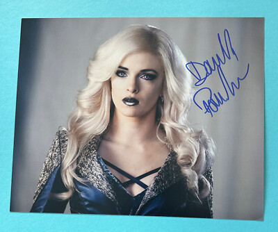 Danielle Panabaker  -  The Flash   - signed, original Autogramm !!!