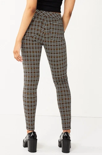 Juniors SO High Rise Ponte Pants SZ Large