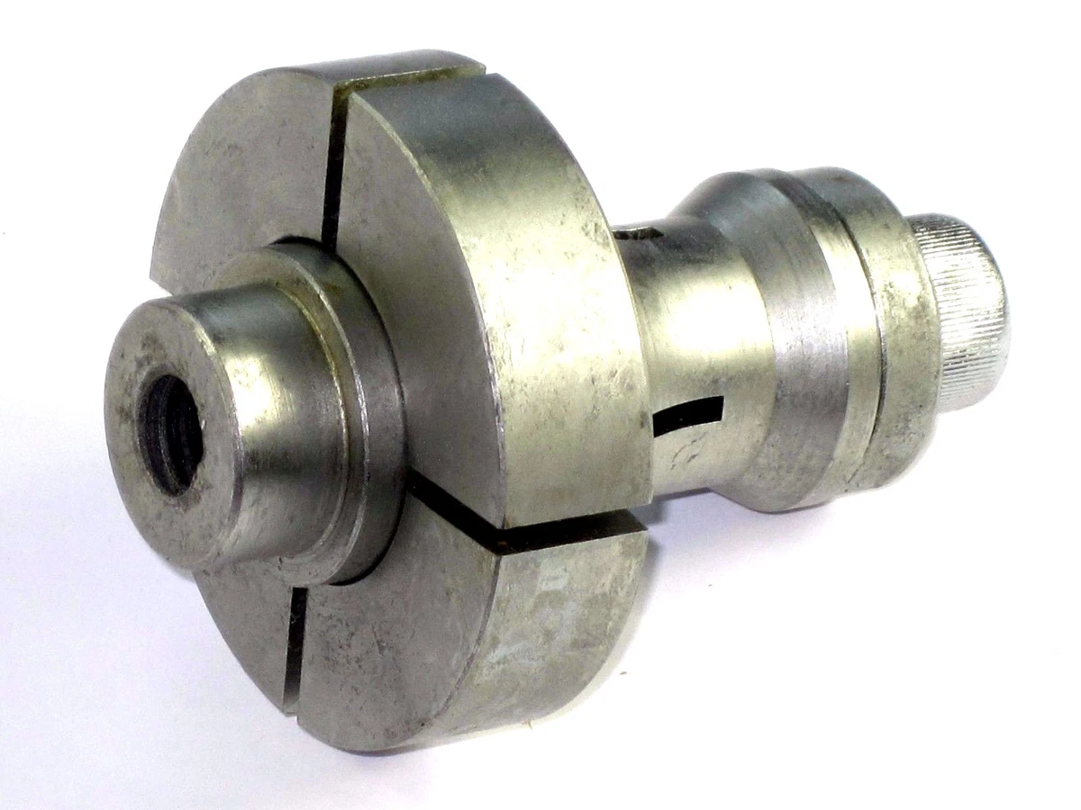 Outer bearing race puller deals