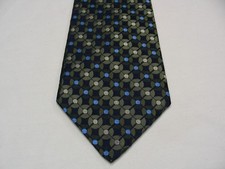 J. FERRAR - GEOMETRIC PATTERNED - MADE IN USA - 100% SILK NECK TIE!