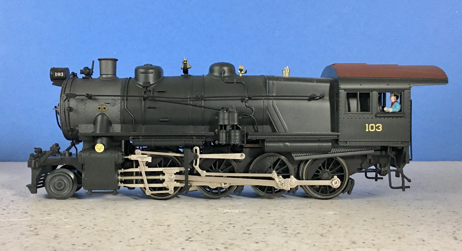 Picture 9 of 24