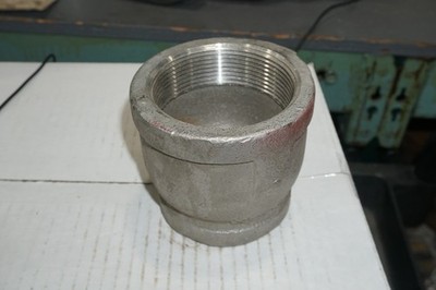 Camco 10605 3X1 Reducing Coupling Threaded 150# 304SS, Free Shipping