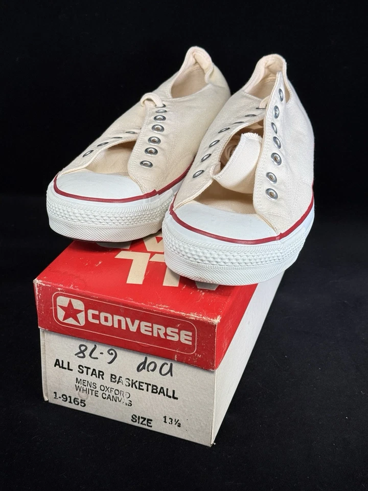 Baloncesto Oxford vintage Converse All Stars hecho en EE. UU. 1978 lona blanca 13,5 Foto 2 de 4