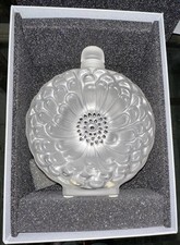 Bottiglia profumo LALIQUE Dalia alta 7” e larga 5 1/2”