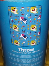 BABY SHARK THROW 46" x 60" BABY SHARK 46" X 60" PLUSH THROW BLANKET NEW