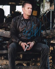GARRET DILLAHUNT signed Autogramm 20x25cm ARMY OF THE DEAD in Person autograph