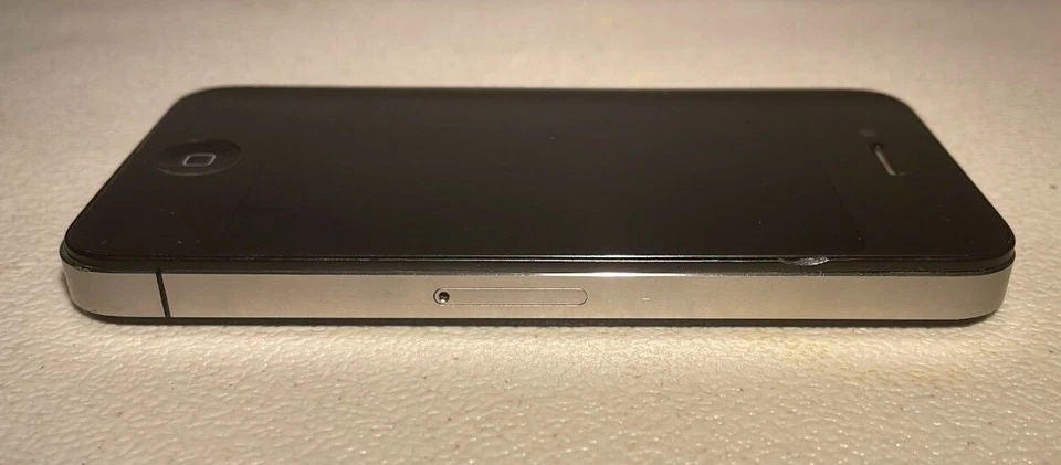 Apple iPhone 4 - Black (AT&T) A1332 (GSM) AS IS - Image 3 of 4