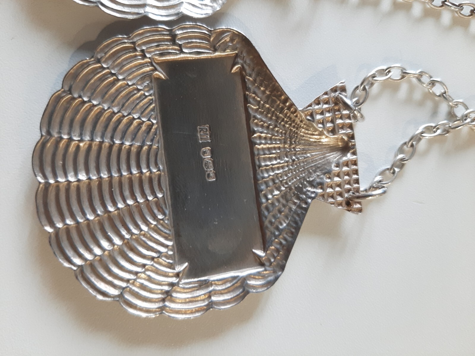 Silver Shell Shaped Whisky And Brandy Decanter Labels eBay