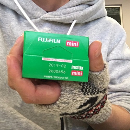 100 Sheet Fujifilm Instax Mini Film Fuji instant photos 7s 8 90 Polaroid 300 - Picture 4 of 11