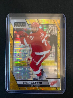 Dylan Larkin 2023-24 O-Pee-Chee Platinum Seismic Gold 42/50 SP Red Wings