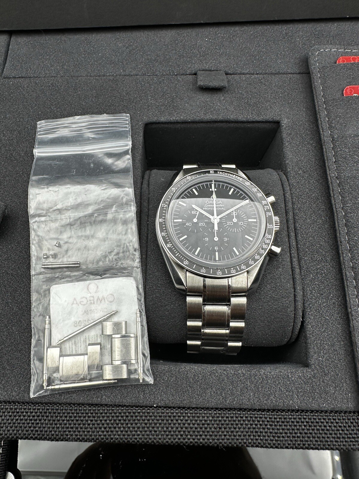 OMEGA Speedmaster Moonwatch Professional Chronograph Sapphire Sandwich image 9