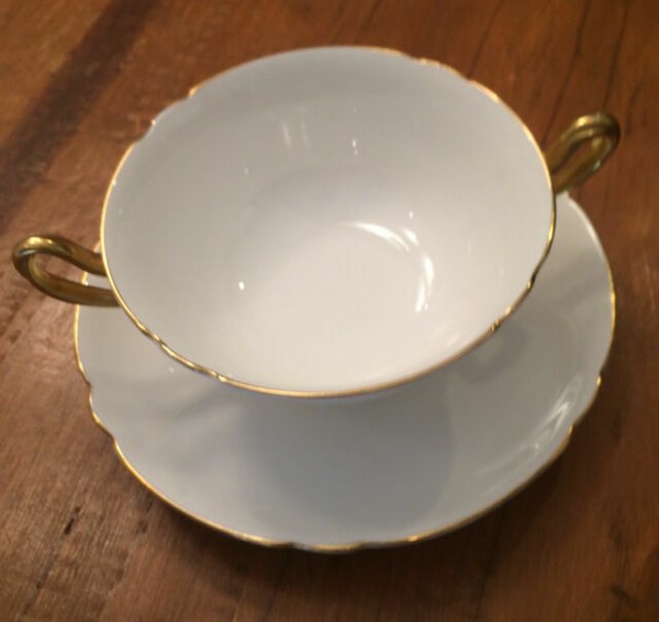 Vintage Shelley Fine Bone China Candy Dish 24k Gold Trim White RD272101