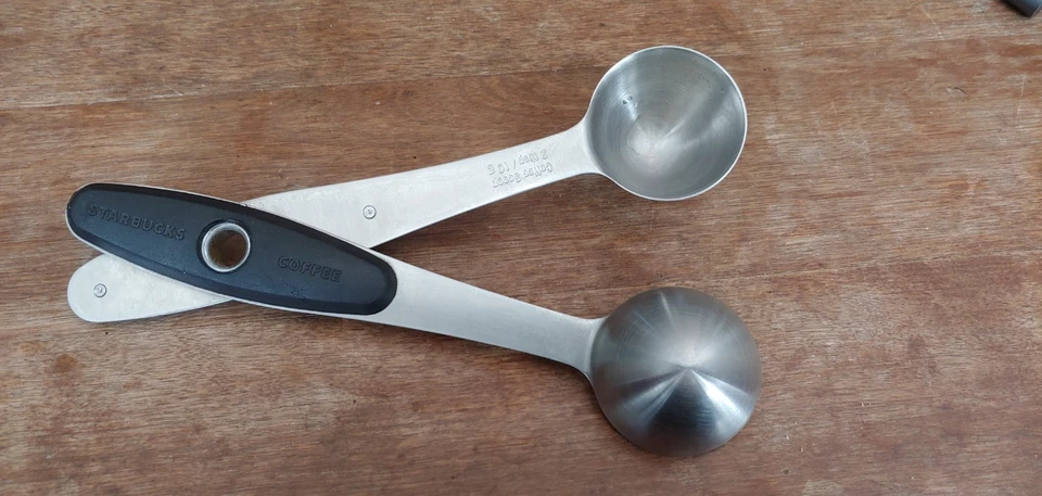 Совок Starbucks для кофе/экспрессо из нержавеющей стали, черная ручка, поворотный дизайн - Изображение 3 из 3