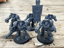 Games Workshop,  Warhammer 40,000: 5 Terminators avec bannière - Blood Angels