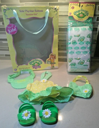 Vtg Cabbage Patch Kids Fashion "Sunshine Girl" Outfit + Diapers  2006 Complete