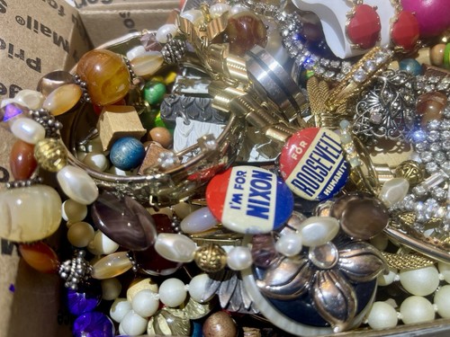 Exquisite Estate Costume Jewelry Lot High End Necklace Pendant Ring Bracelet Mix - Picture 7 of 8