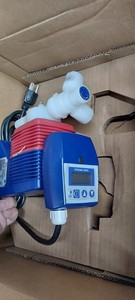 Walchem IWAKI EZC21D1-TC Metering Pump 