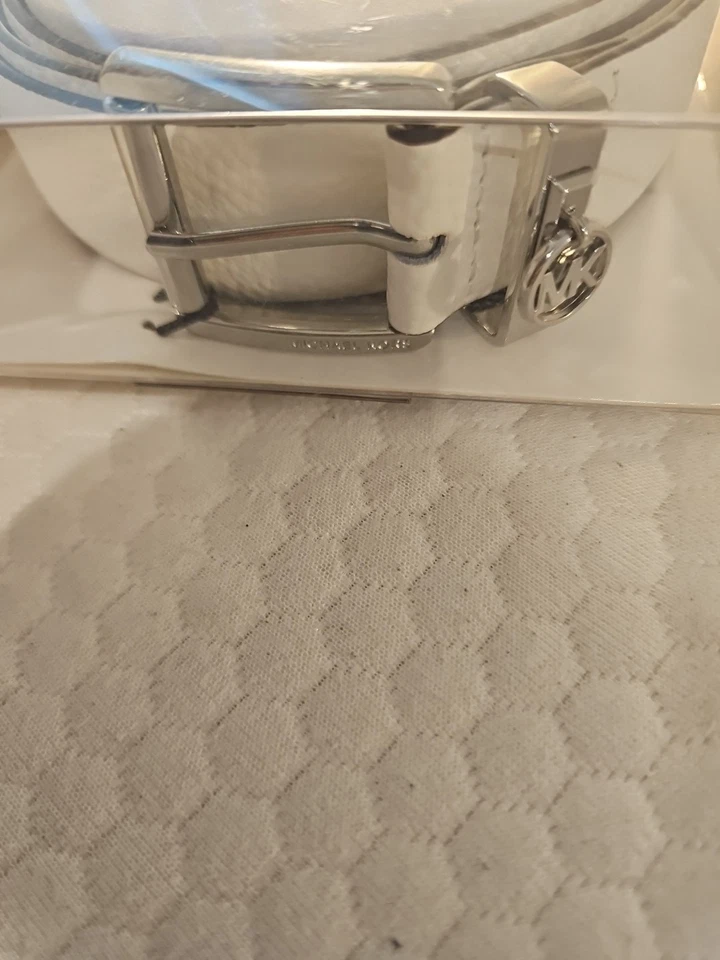 Cinturón Michael Kors Mujer Cuero Blanco Talla L/Xl Plateado Logo Hebilla Nuevo Foto 3 de 4