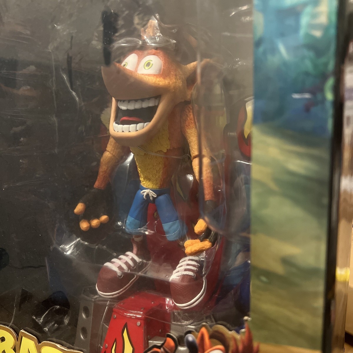 NECA Deluxe Figure Sony PlayStation Crash Bandicoot Figure with