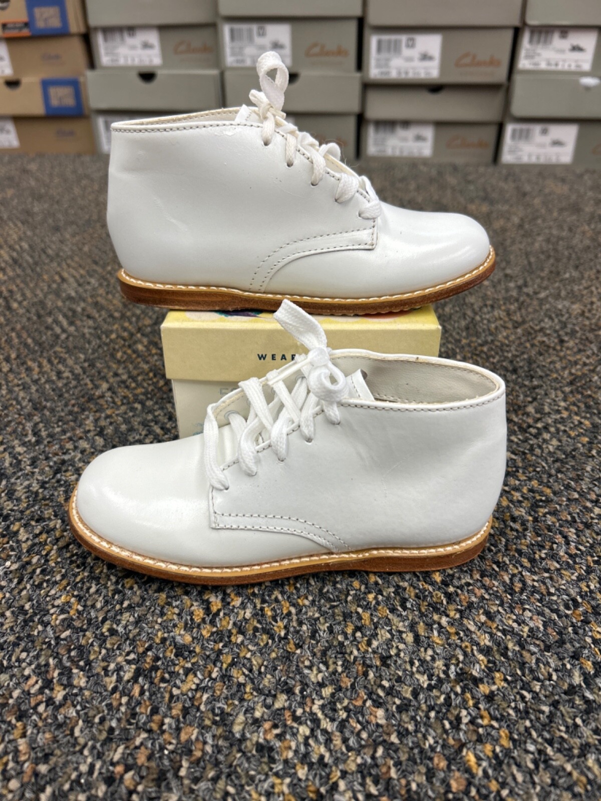 Mother Goose shoes size 8B circa 1950-60 white perfect condition kids shoes image 4