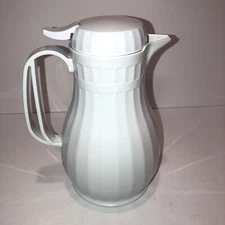 Select Serv 44oz Insulated White Coffee Carafe Server Pitcher 6041 Made in USA