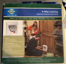 PetSafe 4 Way Locking CAT FLAP DOOR TUNNEL Small for 1 - 15 lb Pets Box Damage