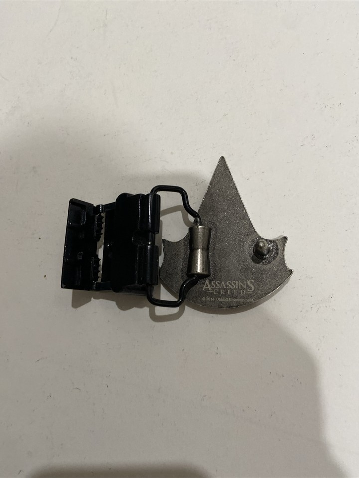 Assassin’s Creed RARE RED & Silver Color Belt Buckle Video Game belt