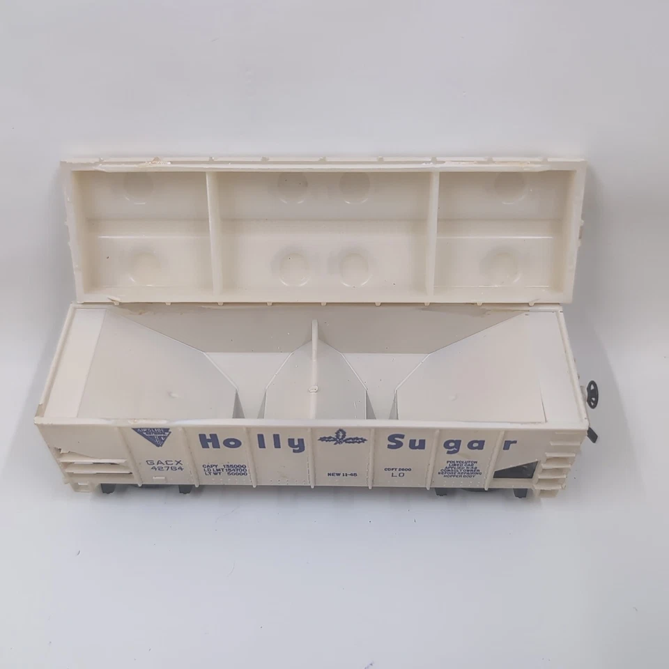 Tyco Mantua HO Holly Sugar Covered Operating Hopper All Steps & Couplers EX Cond - Image 3 of 4