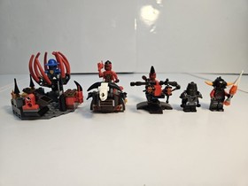 LEGO NEXO KNIGHTS: The Black Knight Mech (70326) & The King's Mech (70327) Lot