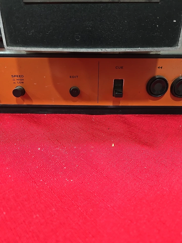 TASCAM 70 Carrete 2 Carretes 1/2" Cinta Grabadora Mesa/Rack Montaje Para Piezas Pwrs On Foto 4 de 4