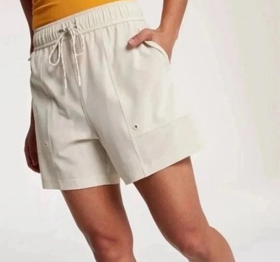 New Women s CALIA Sage Dune Cargo Shorts Size S F87
