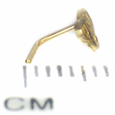 Celtic Triangle Nose Stud In 9ct Yellow Gold Diamond Celtic Triangle Nose Stud – 9ct Yellow Gold, 20 Gauge | Arranview Jewellery Celtic Triangle Nose Stud In 9ct Yellow Gold Ring - Foto 2