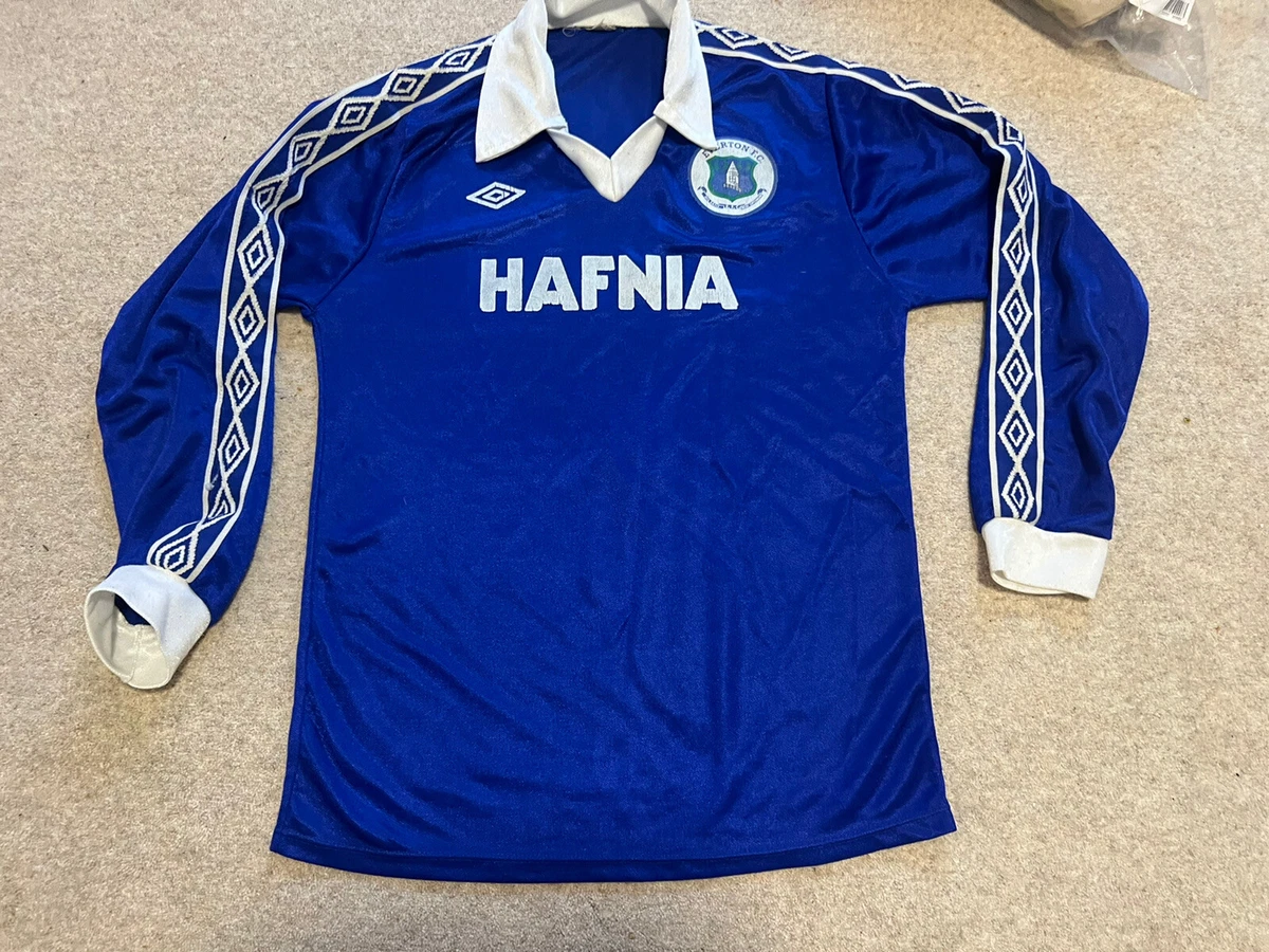 Everton hotsell hafnia kit