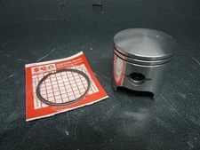New Sukuki OEM Motorcycle Piston Assy with Rings 580 LC Part Number #131200