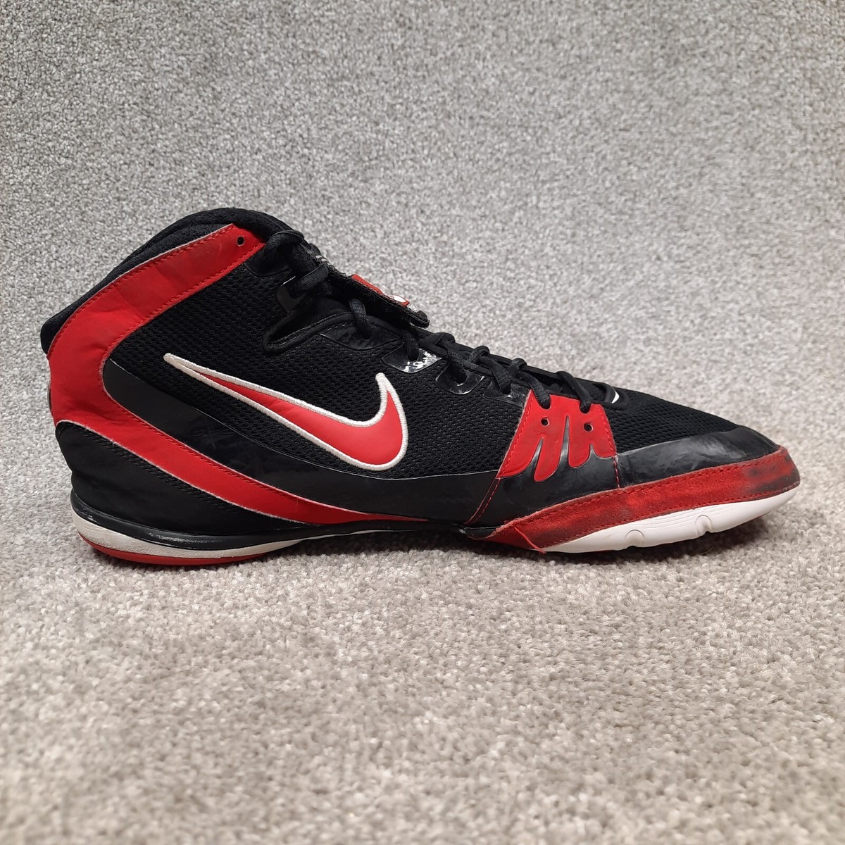 Nike Freek Wrestling Shoes Sneakers 316403-061 Black Red Mens Size