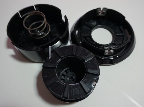 4 x Brushcutter Bumpfeed Head - Suits the following Victa Brushcutter Machine. - Picture 2 of 3