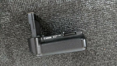 Canon battery grip bg-e2 (4960999243788)