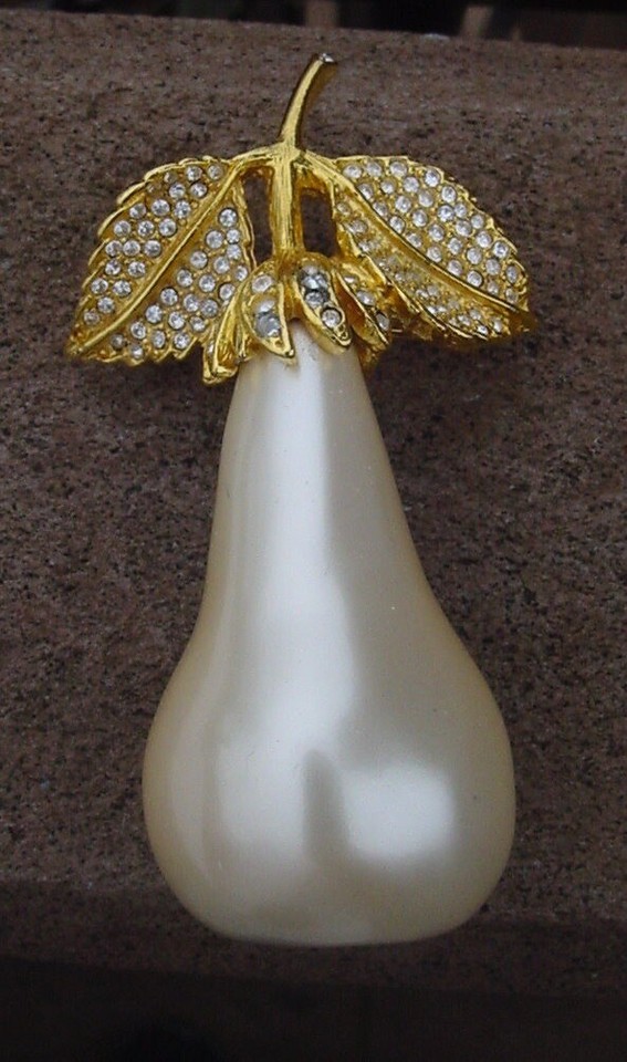 J Lane KJL VTG Simulated Pearl Pave Crystal Pear Gold Tone Pin