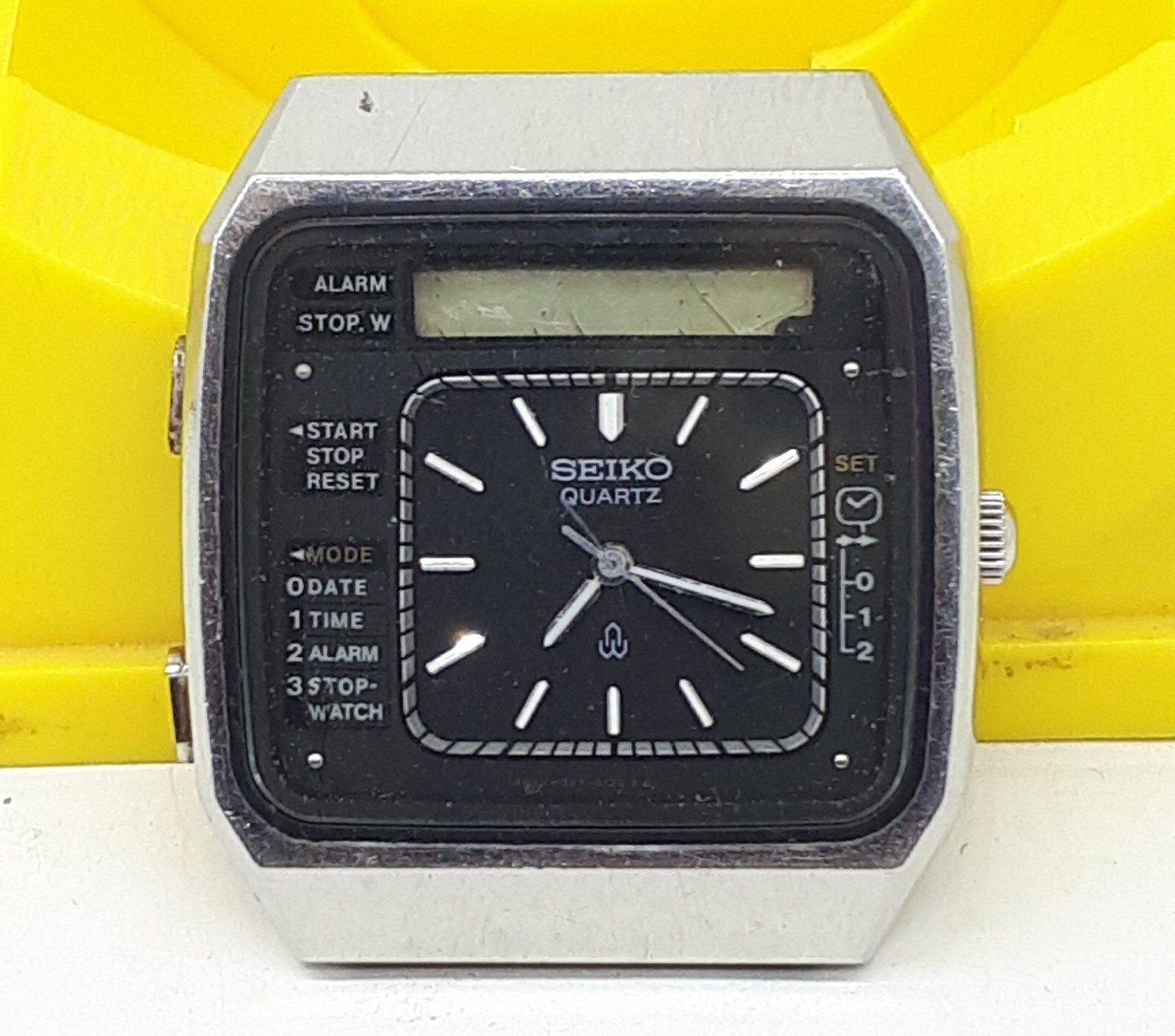 REPAIR H357-5060 DIGI CHRONO PARTS OR VINTAGE MEN’S ANA JAPAN WATCH FOR SEIKO - vintagewatches.pk