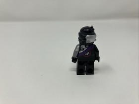 LEGO 5002144 Ninjago: Toys R Us Exclusive Dareth vs Nindroid Complete