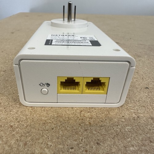 Netgear PLP2000 Powerline Adapter + Extra Outlet 2000Mbps Pack of 2 / Pair - Picture 12 of 13