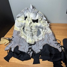 Fun World Easter Unlimited Skeleton Executioner Spiked Skull Full Head Mask Vtg