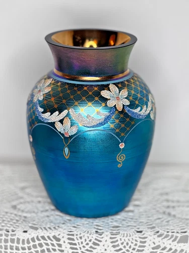 Fenton Connoisseur  1994 hand painted Favrene Vase, Pure Gold Interior, Rare