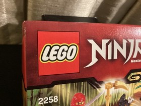 Lego Ninjago Masters of Spinjitzu Ninja Ambush 2258 Kai Skeleton Trooper 2011