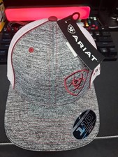 Ariat FlexFit 110 Trucker Hat Gray Red Logo Mesh Snapback Cap NWT Western
