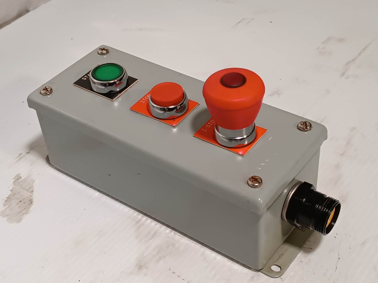 Hoffman E3PBG 3‑hole control station START STOP E‑STOP 8‑pin Sprecher+Schuh