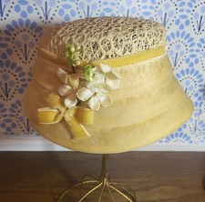 Vintage Hat Easter Sunday Ribbon Bow Cream Prop Theater Dress Up