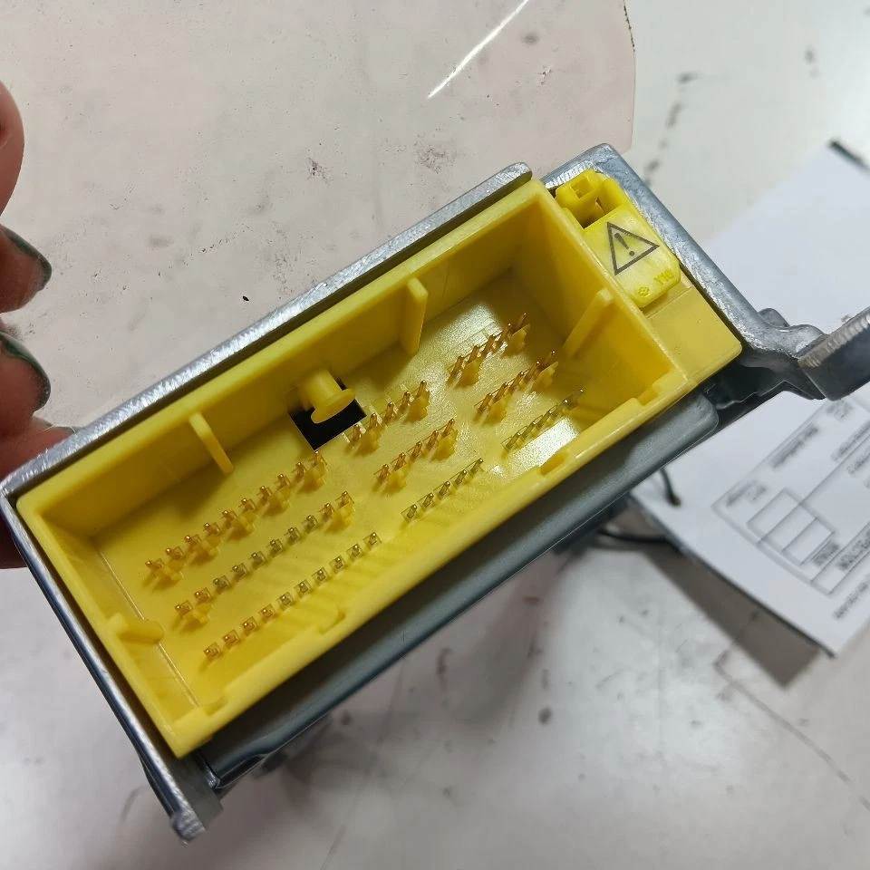 Модуль управления Toyota Prius C VIN B3 15 Toyota Prius - Изображение 4 из 4