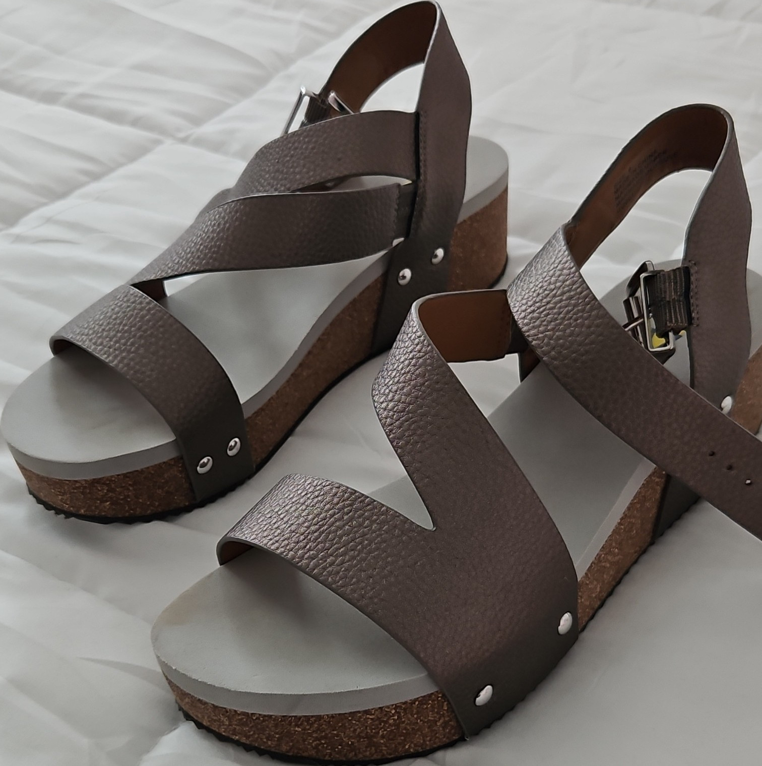 Volatile Biloxi Strappy Wedge Sandals  Pewter Women's Size 9