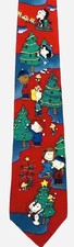 VINTAGE United Features Syndicate Peanuts Christmas Tie, 100 Silk Made In USA